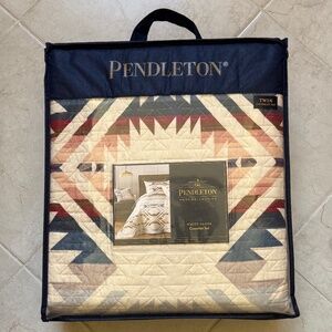 Pendleton White Sands Quilt Set Twin